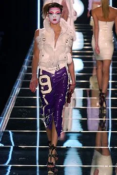 Look 15
